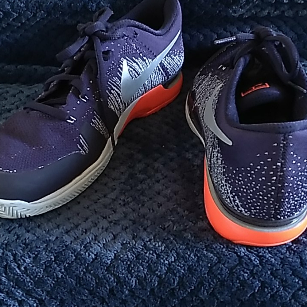 Nike shoes